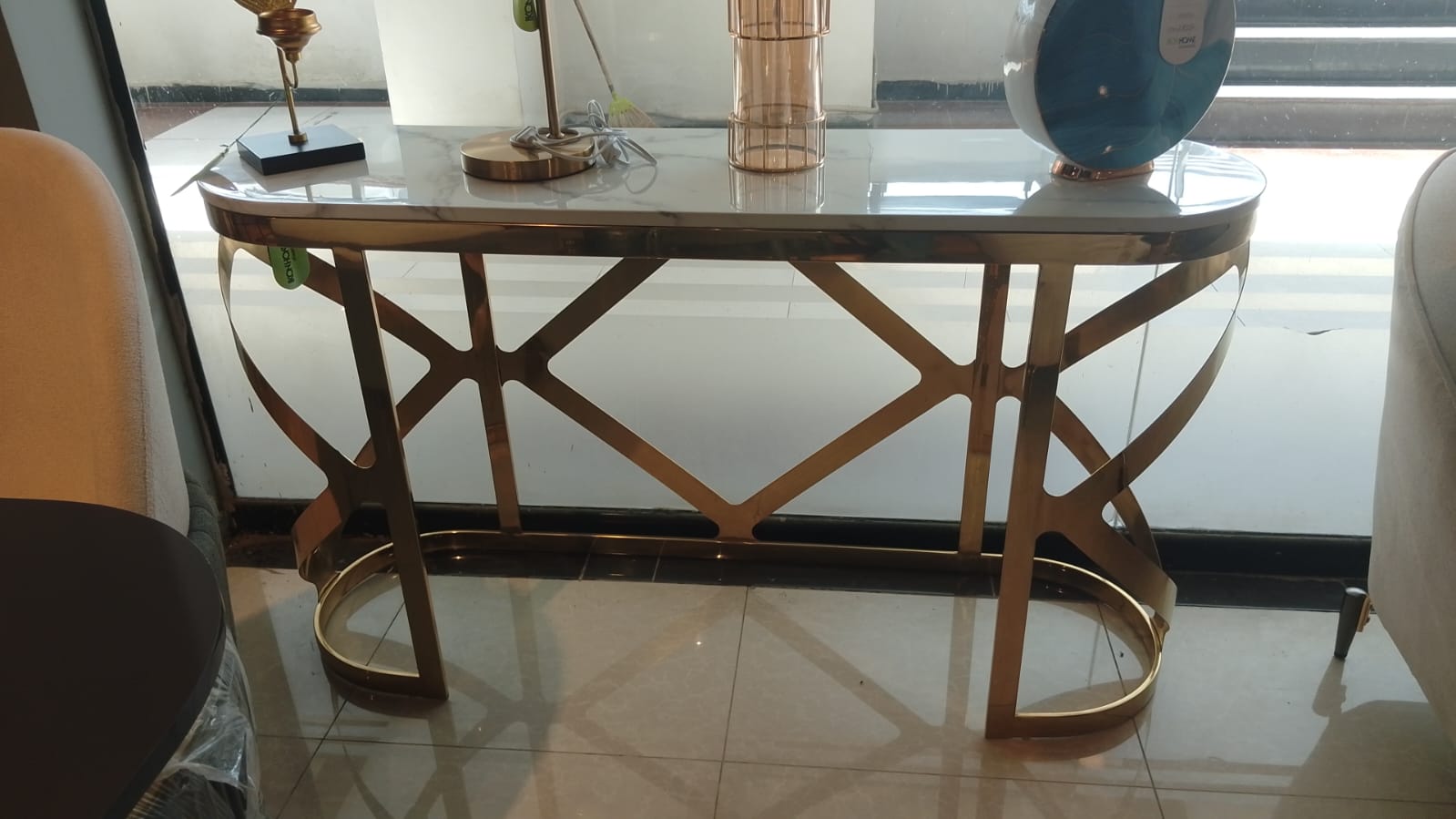 Contemporary Wooden 6-004