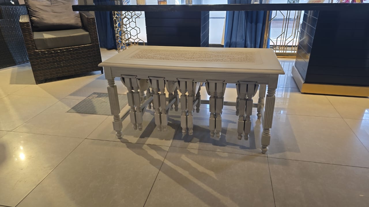 Nest table-3